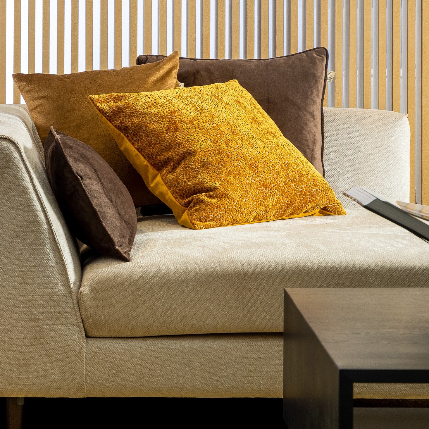 Kussen Finn chocolate martini 50x30cm - Image 3