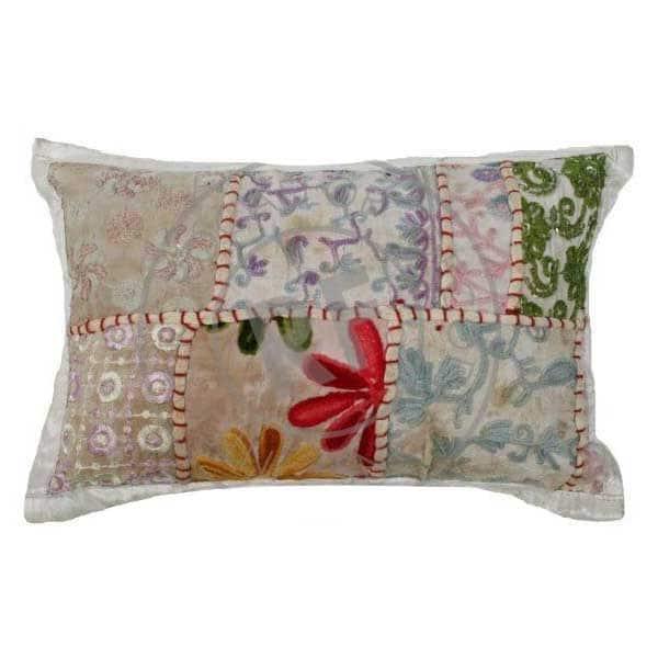 Kussentje India Patchwork wit 30x20cm - Image 3